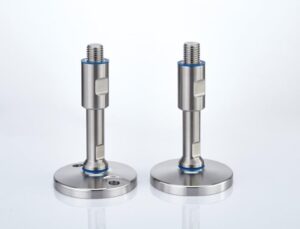 Stainless feet with solid base plate in hygienic EHEDG design